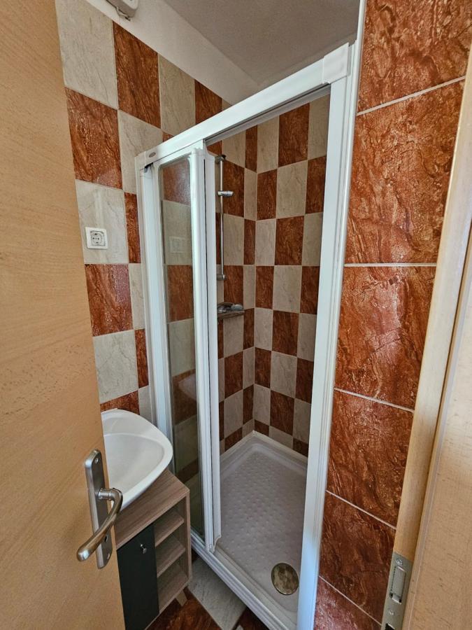 Soba V Pekrski Vili Limbuš Exterior foto